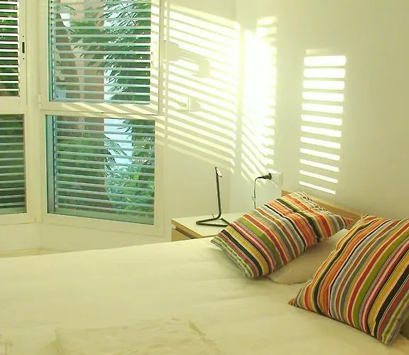 Mestalla Silence Apartman *